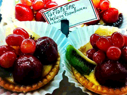 Mixed berries mini tart